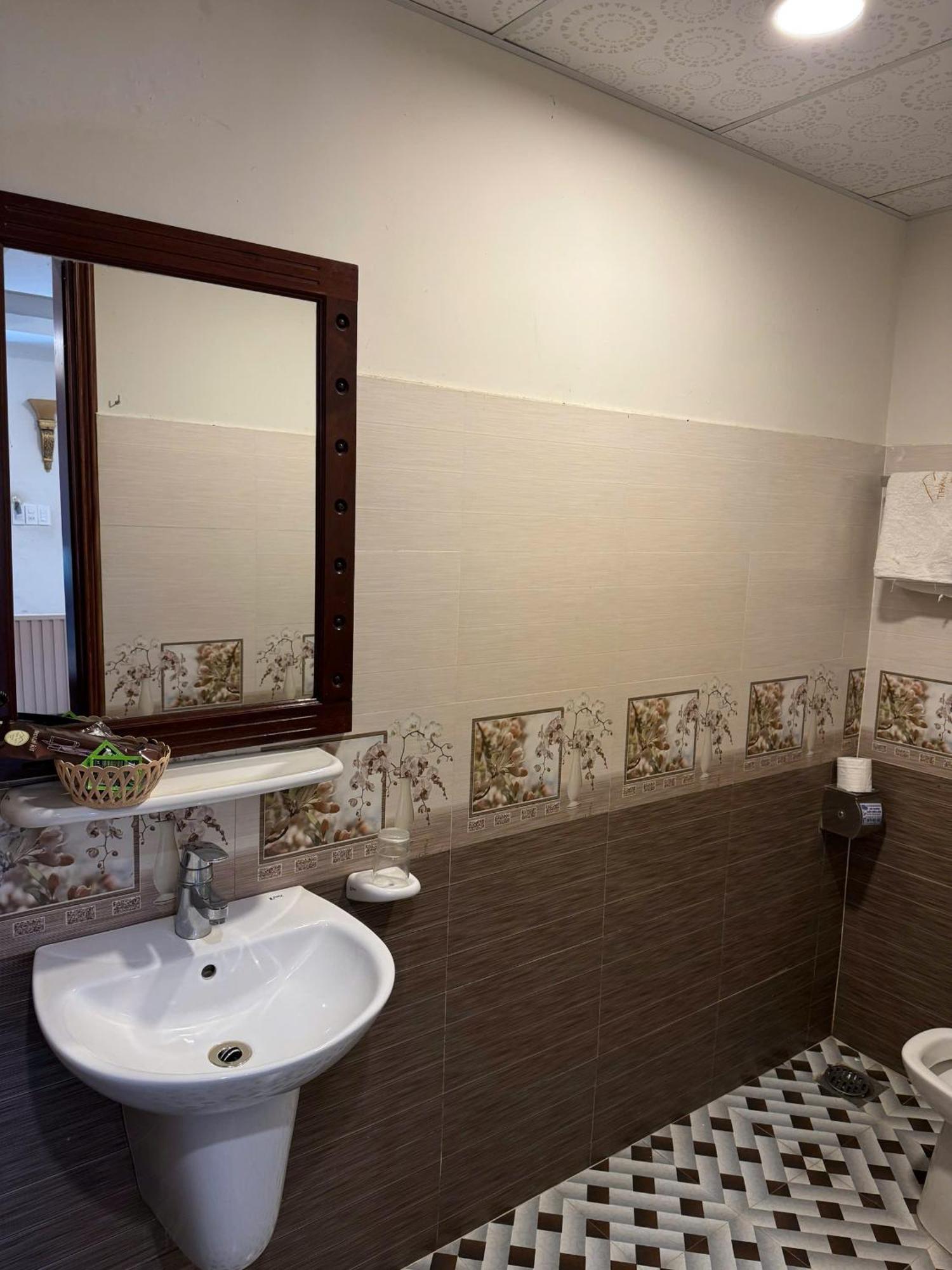 Thanh Thu 1 Hotel Kon Tum Bagian luar foto