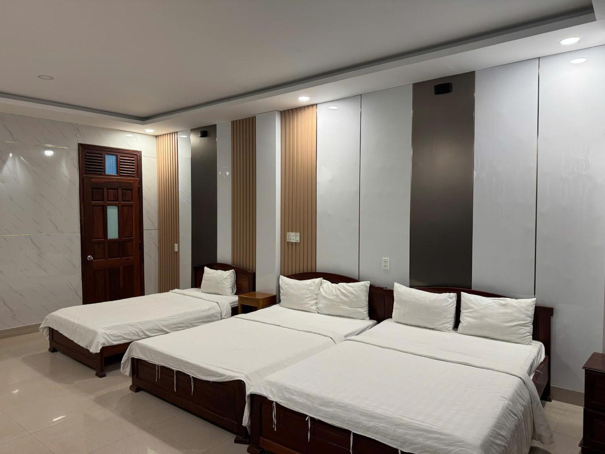 Thanh Thu 1 Hotel Kon Tum Bagian luar foto